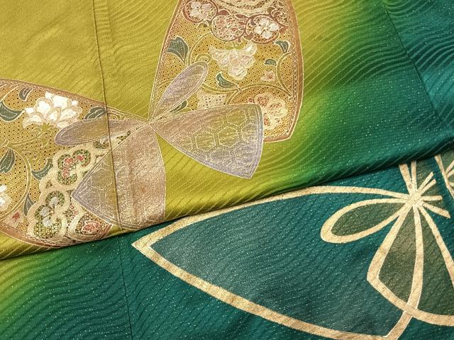 平和屋着物●豪華振袖　舞蝶文　暈し染め　金銀彩　金通し地　正絹　逸品　AABL8523fy