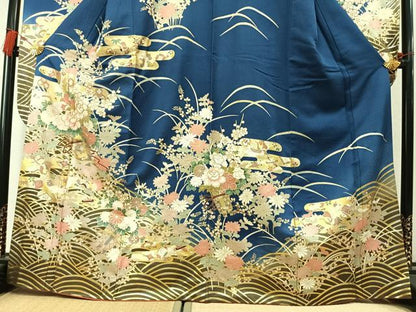 平和屋着物●豪華振袖　駒刺繍　花鳥文　金彩　正絹　逸品　AABL8524fy