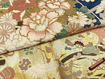 平和屋着物●豪華振袖　駒刺繍　花鳥文　金彩　正絹　逸品　AABL8524fy