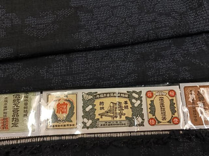 平和屋着物●本場本真綿結城紬　80亀甲　風景花文　まるやま扱い　証紙付き　正絹　逸品　AABL8550fy