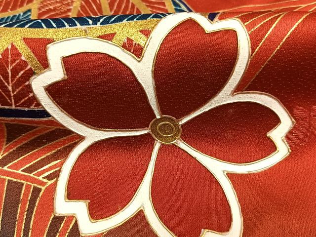 平和屋着物●豪華振袖　花蝶鞠文　暈し染め　金彩　金通し地　正絹　逸品　AABL8598fy