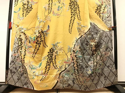 平和屋着物●豪華振袖　駒刺繍　花蝶文　暈し染め　金銀彩　正絹　逸品　AABL8599fy