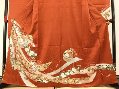 平和屋着物●豪華振袖　作家物　駒刺繍　鈴熨斗花文　金彩　正絹　逸品　AABL8604fy