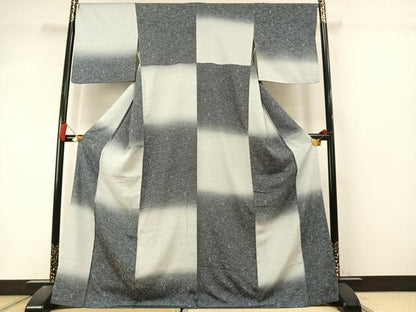 平和屋着物●上質な小紋　市松唐草文　暈し染め　正絹　逸品　AABL8608fy