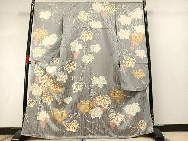 平和屋着物●豪華振袖　駒刺繍　葡萄蔦の葉文　金彩　正絹　逸品　AABL8614fy