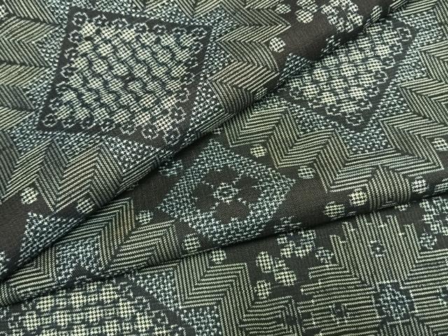 平和屋着物●本場大島紬　龍郷絣　正絹　逸品　AABL8622fy