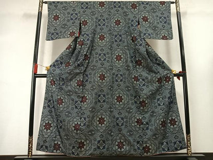 平和屋着物●本場大島紬　アンティーク大島　割り込み絣　吉祥花文　正絹　逸品　AABL8626fy