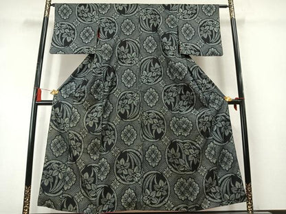 平和屋着物●本場大島紬　アンティーク大島　割り込み絣　草花文　正絹　逸品　AABL8628fy