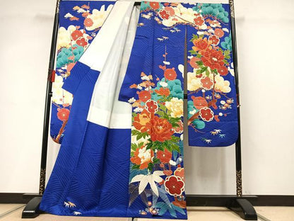 平和屋着物●豪華振袖　駒刺繍　松竹梅　草花文　金彩　ロング丈　正絹　逸品　AABL8687fy