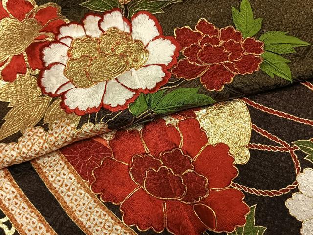 平和屋着物●豪華振袖　絞り　駒刺繍　草花文　ロング丈　正絹　逸品　AABL8695fy