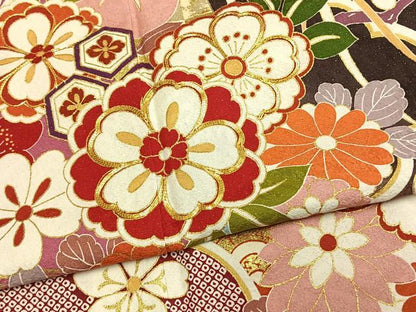 平和屋着物●豪華振袖　駒刺繍　草花文　暈し染め　金彩　銀通し地　正絹　逸品　AABL8725fy
