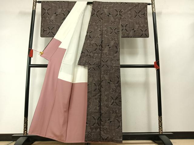 平和屋着物●本場大島紬　9マルキ　色紙重ね文　正絹　逸品　AABL8739fy