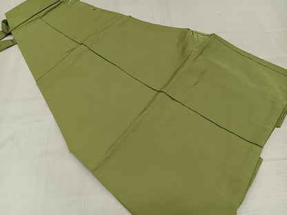 平和屋着物●男性　馬乗り袴　青朽葉色　正絹　逸品　AABL8775ph