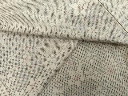 平和屋着物●本場大島紬　白大島　9マルキ　草花文　正絹　逸品　AABL8781ph