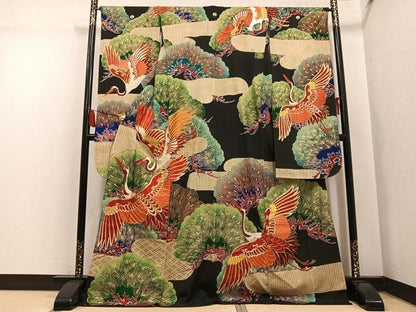 平和屋本店●アンティーク　大正ロマン　振袖　駒刺繍　群れ鶴松文　黒地　金銀彩　ロング丈　正絹　逸品　AABL8818ph
