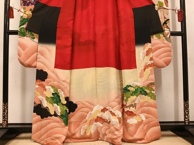 平和屋本店●アンティーク　大正ロマン　振袖　駒刺繍　御所車草花文　暈し染め　黒地　金彩　正絹　逸品　AABL8819ph