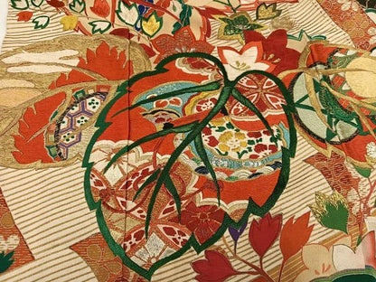 平和屋本店●アンティーク　大正ロマン　振袖　刺繍　草花文　黒地　金彩　ロング丈　正絹　逸品　AABL8821ph