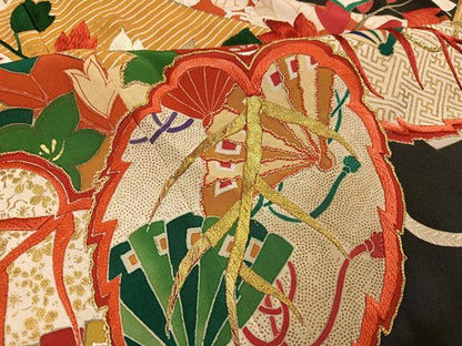 平和屋本店●アンティーク　大正ロマン　振袖　刺繍　草花文　黒地　金彩　ロング丈　正絹　逸品　AABL8821ph