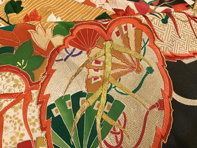 平和屋本店●アンティーク　大正ロマン　振袖　刺繍　草花文　黒地　金彩　ロング丈　正絹　逸品　AABL8821ph