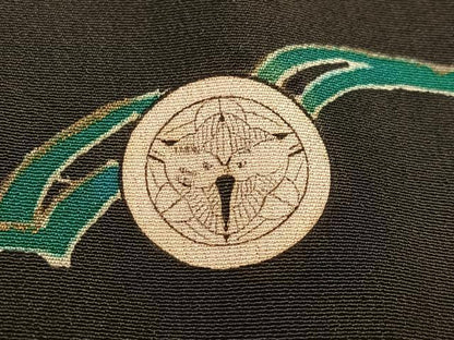 平和屋本店●アンティーク　大正ロマン　振袖　刺繍　草花文　黒地　金彩　ロング丈　正絹　逸品　AABL8821ph