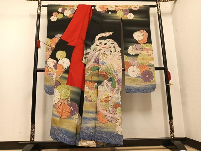 平和屋本店●アンティーク　大正ロマン　振袖　刺繍　鳳凰花文　暈し染め　黒地　金彩　正絹　逸品　AABL8824ph