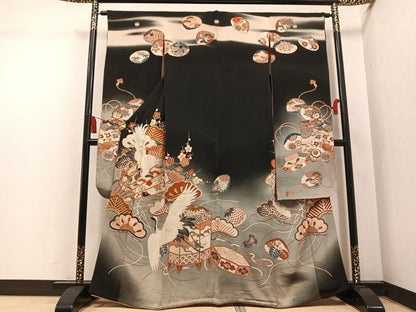平和屋本店●アンティーク　大正ロマン　振袖　駒刺繍　群れ鶴貝合わせ草花文　暈し染め　黒地　金彩　正絹　逸品　AABL8825ph