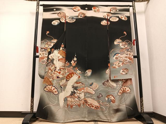 平和屋本店●アンティーク　大正ロマン　振袖　駒刺繍　群れ鶴貝合わせ草花文　暈し染め　黒地　金彩　正絹　逸品　AABL8825ph