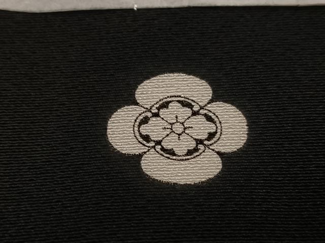 平和屋着物●豪華黒留袖　作家物　駒刺繍　松竹梅群れ鶴文　金彩　正絹　逸品　未使用　AABL8853ph