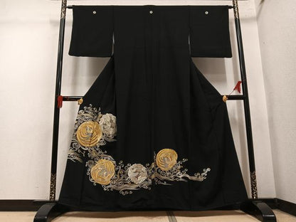 平和屋着物●豪華黒留袖　総刺繍　鳳凰雲文　金銀糸　正絹　逸品　AABL8872ph