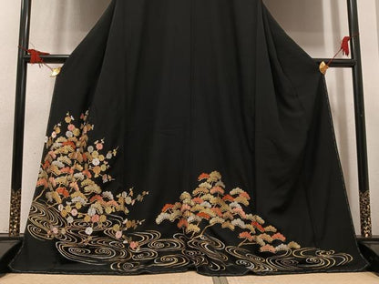平和屋着物●豪華黒留袖　総刺繍　浜松梅文　金銀糸　正絹　逸品　未使用　AABL8889ph