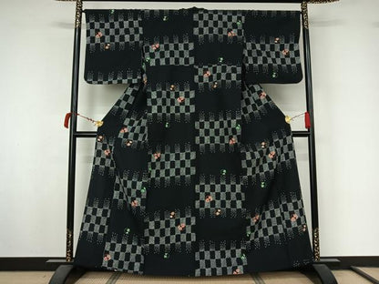 平和屋着物▽小紋　単衣　唐草文　黒地　洗える着物　AABL8931jh