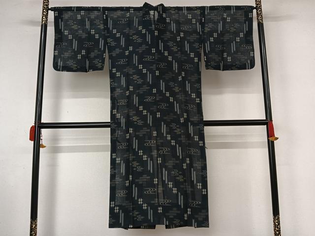 平和屋着物▽道中着　スリーシーズン　春夏秋　塵除け　本場琉球絣　ロング丈　正絹　逸品　AABL9064jh