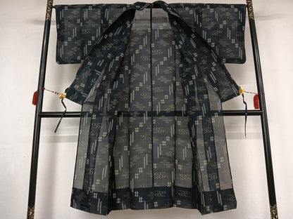 平和屋着物▽道中着　スリーシーズン　春夏秋　塵除け　本場琉球絣　ロング丈　正絹　逸品　AABL9064jh