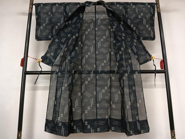平和屋着物▽道中着　スリーシーズン　春夏秋　塵除け　本場琉球絣　ロング丈　正絹　逸品　AABL9064jh