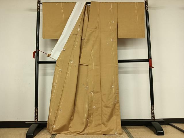 平和屋着物▽染色作家　草野一騎　小紋　単衣　紬地　ろうけつ染め　草花文　金彩　正絹　逸品　AABL9071jh