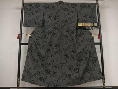 平和屋着物▽塩沢絣　単衣　110亀甲　草花文　証紙付き　正絹　逸品　AABL9116jh