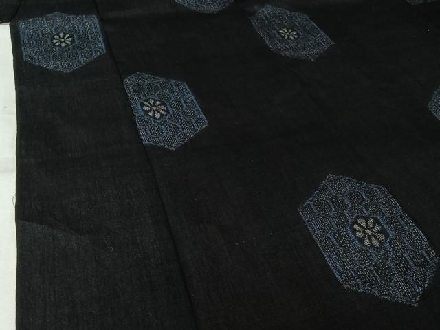 平和屋着物▽結城ちぢみ　単衣　亀甲花文　黒地　正絹　逸品　AABL9225jh