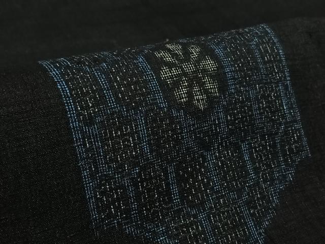 平和屋着物▽結城ちぢみ　単衣　亀甲花文　黒地　正絹　逸品　AABL9225jh
