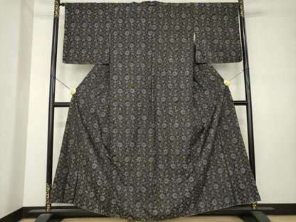 平和屋着物●本場大島紬　花唐草文　黒地　正絹　逸品　AABL9300ck