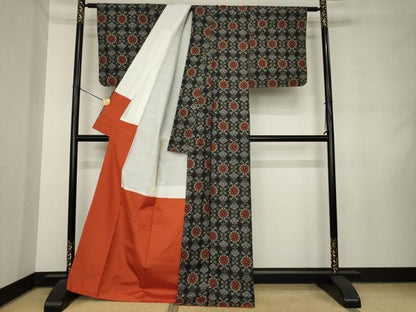 平和屋着物●本場村山大島紬　飾花文　黒地　正絹　逸品　未使用　AABL9324ck