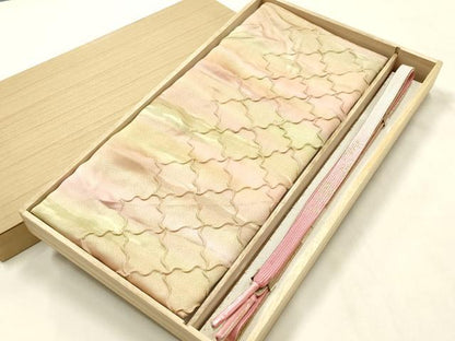 平和屋本店●和装小物　帯締め・帯揚げセット　高麗組 綾出し　霞花文　金銀糸　暈し染め　正絹　逸品　未使用　AABL9426ay