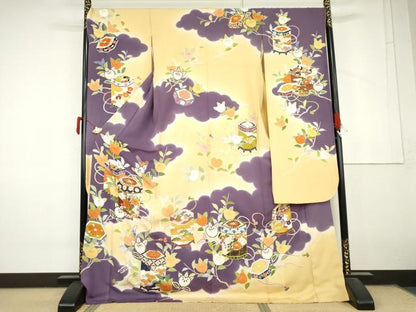 平和屋着物●創業460年・千總　振袖　駒刺繍　貝桶花文　金彩　三越扱い　ロング丈　正絹　逸品　AABM0135cs