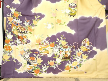 平和屋着物●創業460年・千總　振袖　駒刺繍　貝桶花文　金彩　三越扱い　ロング丈　正絹　逸品　AABM0135cs