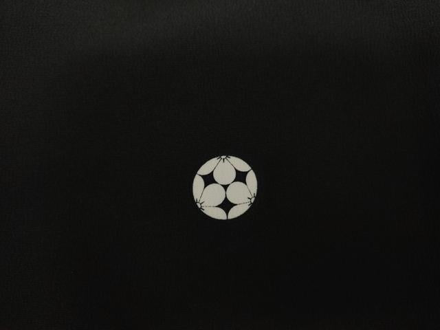 平和屋着物●創業460年・千總 黒留袖 駒刺繍 流水飛鶴文 金彩 正絹 逸品 AABM0147cs