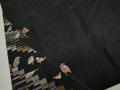 平和屋着物●本場大島紬　訪問着　総刺繍　鳥　黒地　金糸　正絹　逸品　AABM0277cs