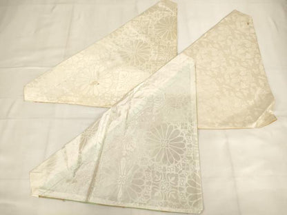 平和屋本店▼打敷　内敷　3点セット　三角　駒刺繍　本金刺繍　花丸文　下り藤　法衣　寺院　仏具　仏教　僧侶　神職　装束　AABM0357ja