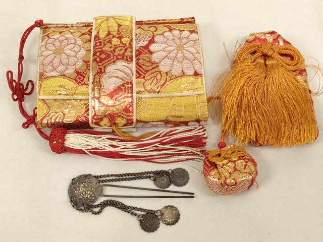 平和屋本店[]七五三　女の子　和装小物セット　菊　金糸　箱付き　逸品　AABM0381ja