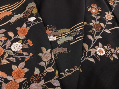 平和屋着物●豪華黒留袖　総刺繍　草花文　金糸　正絹　逸品　AABM0680ph