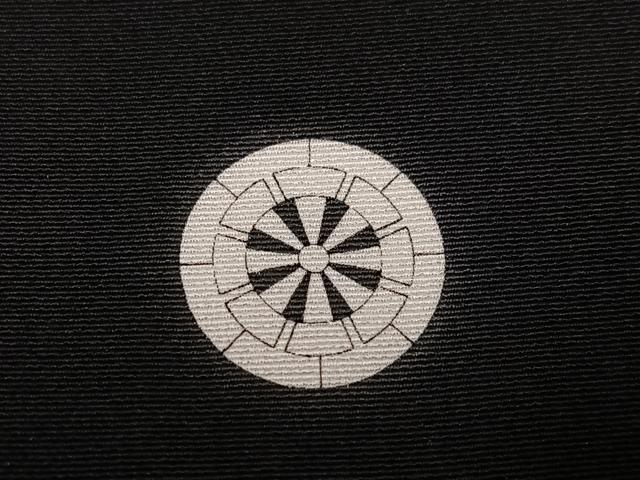 平和屋着物●豪華黒留袖　総刺繍　草花文　金糸　正絹　逸品　AABM0680ph