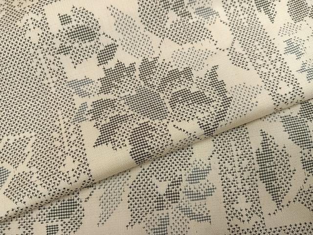 平和屋着物●本場大島紬　白大島　9マルキ　更紗文　証紙付き　正絹　逸品　AABM0741ph